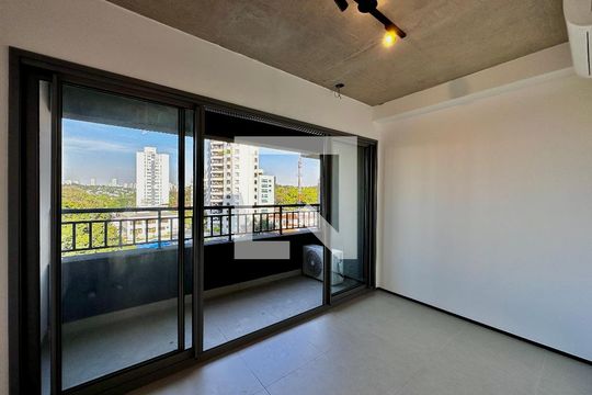 Studio de kitnet/studio para alugar com 0 quarto, 23m² em Jardim das Acacias, São Paulo