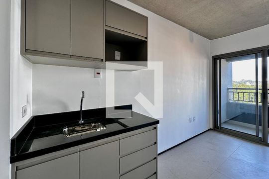 Studio de kitnet/studio para alugar com 0 quarto, 23m² em Jardim das Acacias, São Paulo