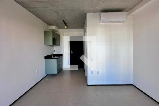 Studio de kitnet/studio para alugar com 0 quarto, 23m² em Santo Amaro, São Paulo