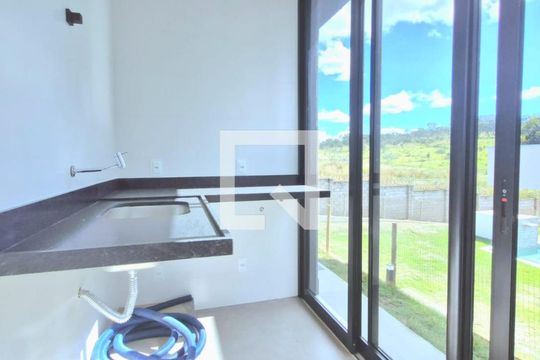 Área de serviço de casa de condomínio à venda com 4 quartos, 246m² em Bela Vista, Lagoa Santa