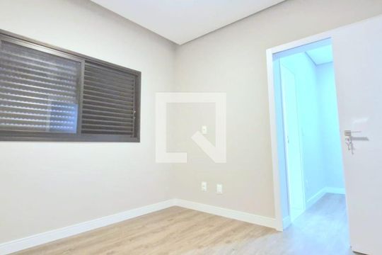 Quarto 3 de casa de condomínio à venda com 4 quartos, 246m² em Bela Vista, Lagoa Santa