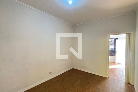 Quarto de casa à venda com 1 quarto, 91m² em Vila Santa Teresa, Santo André