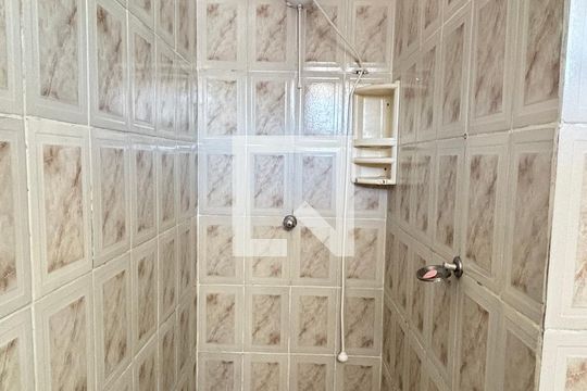 Banheiro de casa à venda com 1 quarto, 91m² em Vila Santa Teresa, Santo André