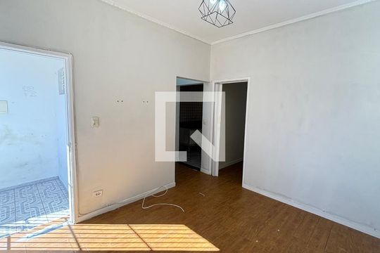 Sala de casa à venda com 1 quarto, 91m² em Vila Santa Teresa, Santo André