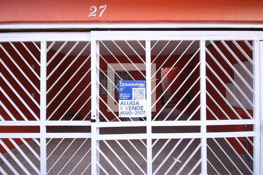 Placa de casa para alugar com 1 quarto, 50m² em Jardim Dona Sinha, São Paulo