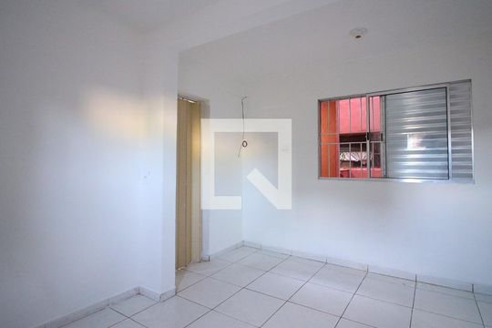 Casa para alugar com 1 quarto, 50m² em Jardim Dona Sinha, São Paulo