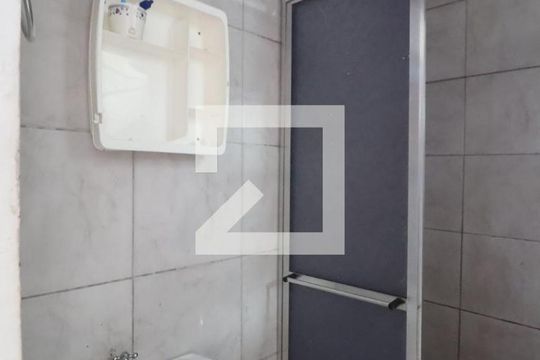 Banheiro Social de apartamento para alugar com 2 quartos, 40m² em Igara, Canoas