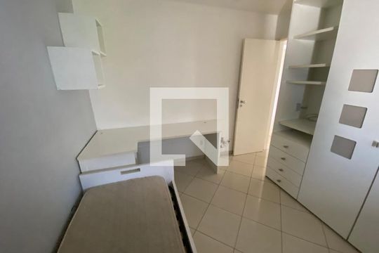 Quarto  de apartamento à venda com 3 quartos, 154m² em Anil, Rio de Janeiro