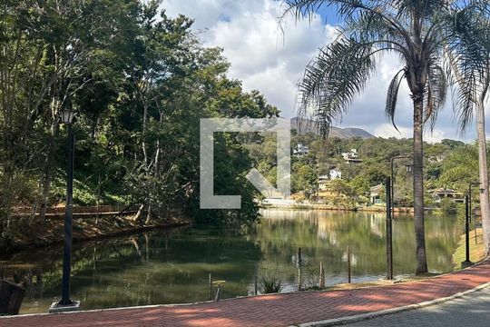 Lagoa do condomínio de casa de condomínio à venda com 6 quartos, 405m² em Retiro do Chalé, Brumadinho