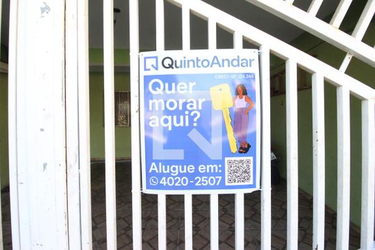 Placa de casa para alugar com 1 quarto, 55m² em Bandeiras, Osasco