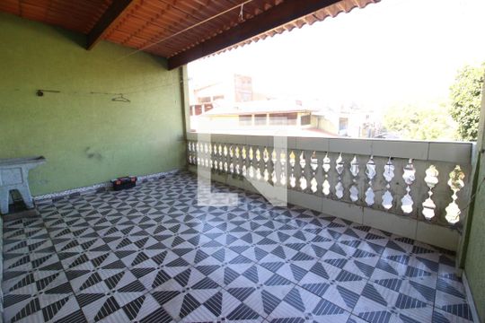 Área de Serviço de casa para alugar com 1 quarto, 55m² em Bandeiras, Osasco