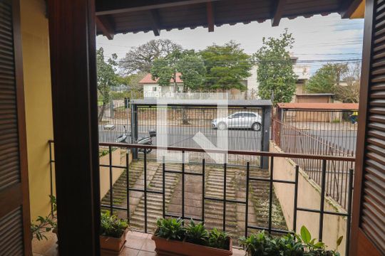 Vista da Sala de casa à venda com 3 quartos, 287m² em Tristeza, Porto Alegre