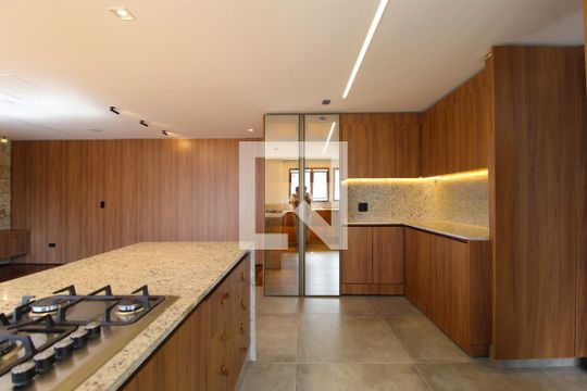 Cozinha de apartamento para alugar com 3 quartos, 110m² em Vila Olímpia, São Paulo