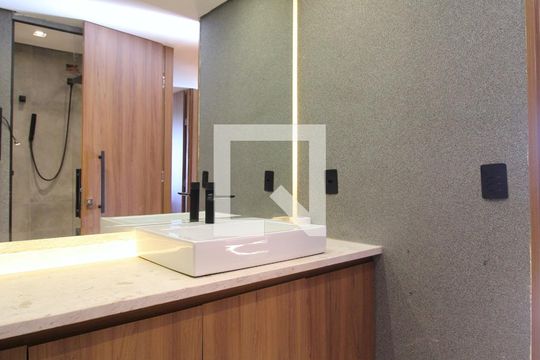 Banheiro Social de apartamento para alugar com 3 quartos, 110m² em Vila Olímpia, São Paulo