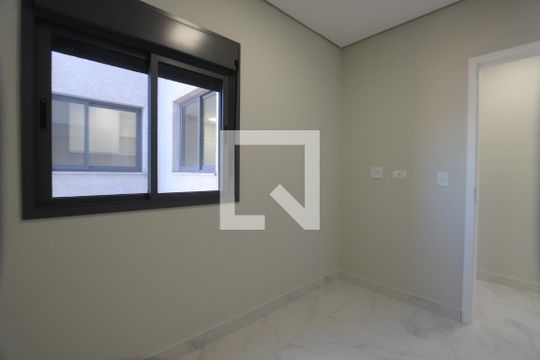 Quarto 2 de apartamento para alugar com 2 quartos, 47m² em Cidade Continental, São Paulo