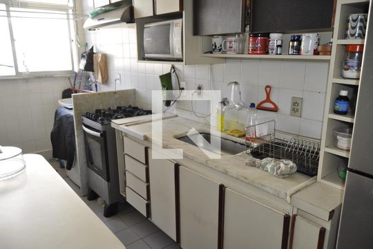 Cozinha de apartamento à venda com 2 quartos, 80m² em Engenho Novo, Rio de Janeiro