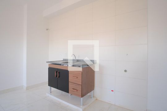 Cozinha de kitnet/studio à venda com 1 quarto, 35m² em Vila Carrão, São Paulo