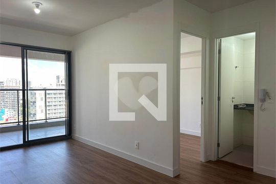 Apartamento à venda com 1 quarto, 41m² em Santo Amaro, São Paulo