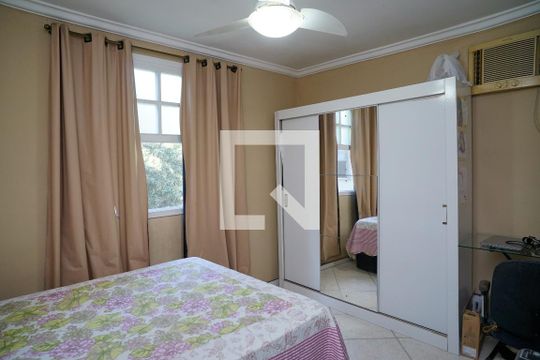 Suíte 1 de apartamento à venda com 3 quartos, 130m² em Badu, Niterói