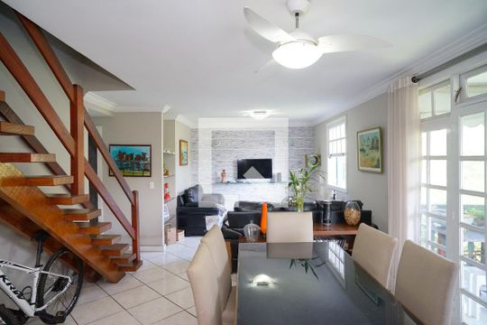 Apartamento à venda com 3 quartos, 130m² em Badu, Niterói
