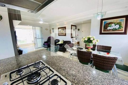 Cozinha de apartamento para alugar com 3 quartos, 111m² em Jardim Tres Marias, Guarujá