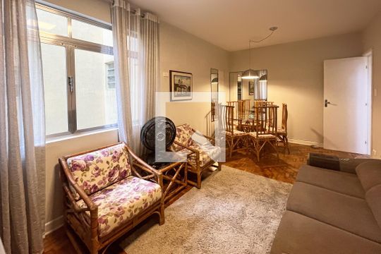 Sala de apartamento para alugar com 1 quarto, 66m² em Orquidario, Santos