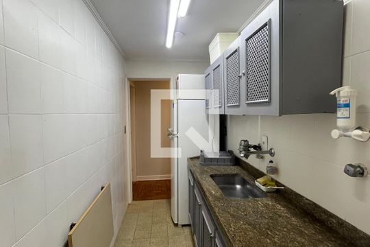 Cozinha e Área de Serviço de apartamento para alugar com 1 quarto, 66m² em Orquidario, Santos