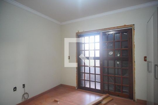 Quarto 1 de casa à venda com 4 quartos, 249m² em Padre Reus, São Leopoldo