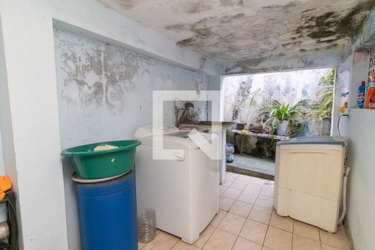 Área de Serviço da Casa 02 de casa à venda com 4 quartos, 300m² em Vila Paranagua, São Paulo