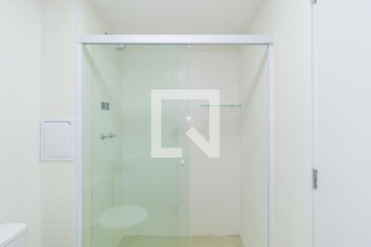 Banheiro de kitnet/studio para alugar com 1 quarto, 34m² em Alto da Mooca, São Paulo
