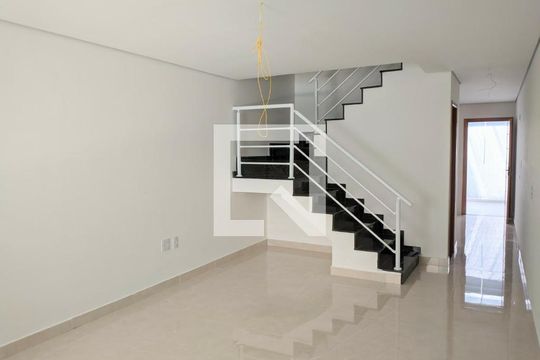 Casa à venda com 3 quartos, 96m² em Vila Curuçá, Santo André