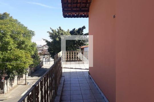 Casa à venda com 3 quartos, 150m² em Jardim Santo Antônio, Santo André