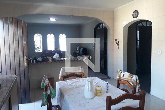 Casa à venda com 3 quartos, 150m² em Jardim Santo Antônio, Santo André