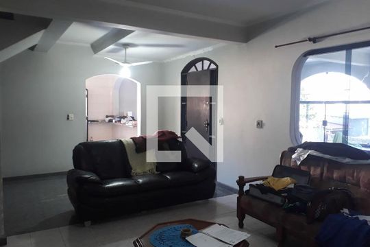 Casa à venda com 3 quartos, 150m² em Jardim Santo Antônio, Santo André