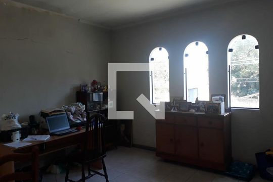 Casa à venda com 3 quartos, 150m² em Jardim Santo Antônio, Santo André