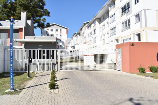 Fachada do condomínio de apartamento à venda com 2 quartos, 45m² em Santa Cândida, Curitiba