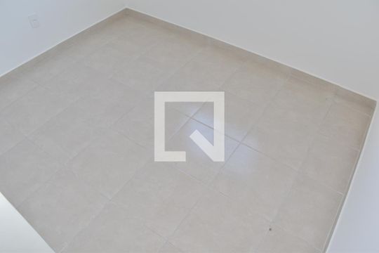Quarto 2 de apartamento à venda com 2 quartos, 45m² em Santa Cândida, Curitiba