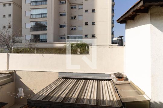 Vista do Quarto 2 de casa para alugar com 2 quartos, 100m² em Vila Vermelha, São Paulo