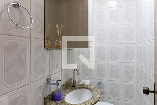 Lavabo de casa para alugar com 2 quartos, 100m² em Vila Vermelha, São Paulo