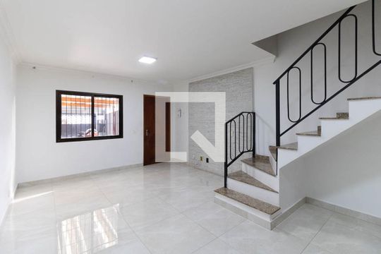 Casa para alugar com 2 quartos, 100m² em Vila Vermelha, São Paulo