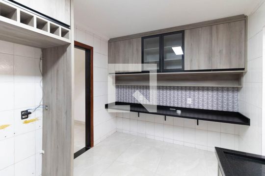 Cozinha de casa para alugar com 2 quartos, 100m² em Vila Vermelha, São Paulo