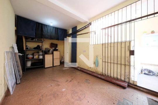 Garagem de casa à venda com 3 quartos, 130m² em Jardim de Lorenzo, São Paulo