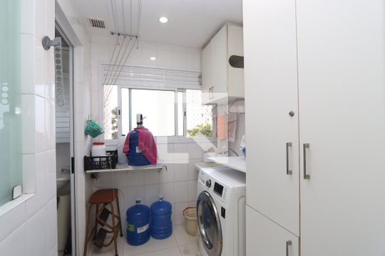 Área de Serviço de apartamento à venda com 3 quartos, 118m² em Vila Sonia, São Paulo