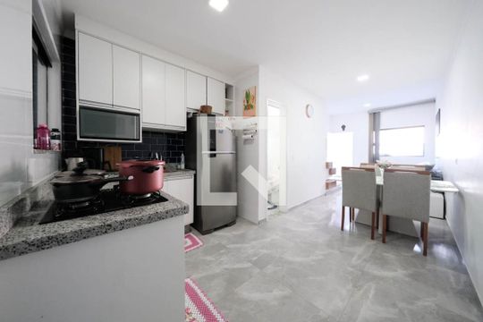 Sala/Cozinha de casa à venda com 2 quartos, 75m² em Jardim Santa Maria, São Paulo