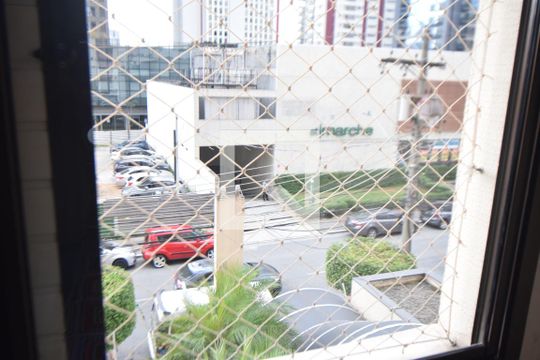 Vista de apartamento à venda com 2 quartos, 55m² em Tatuapé, São Paulo