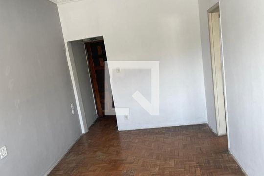 Sala de apartamento à venda com 2 quartos, 75m² em Penha Circular, Rio de Janeiro