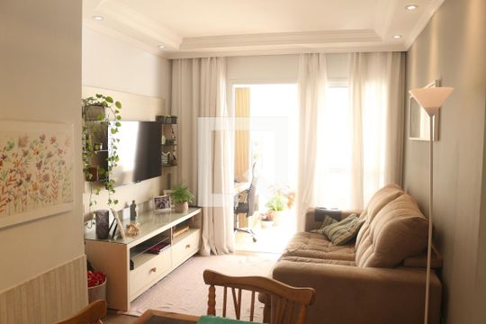 Sala de apartamento para alugar com 3 quartos, 83m² em Jardim Sao Caetano, São Caetano do Sul