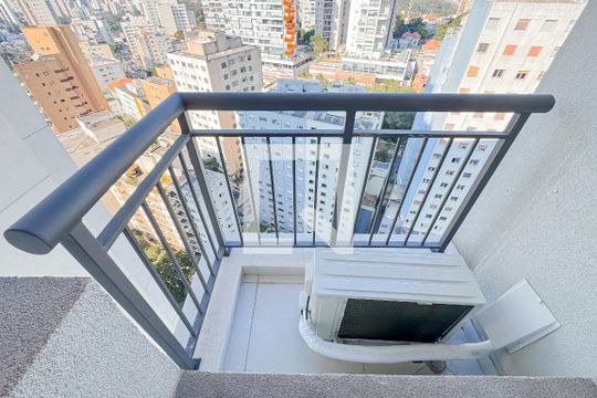 Sacada de kitnet/studio à venda com 1 quarto, 22m² em Paraíso, São Paulo