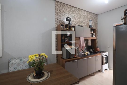 Cozinha de casa para alugar com 3 quartos, 73m² em Centro, Canoas