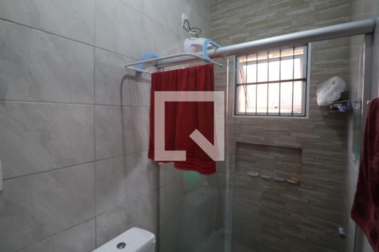 Banheiro de casa à venda com 3 quartos, 73m² em Centro, Canoas